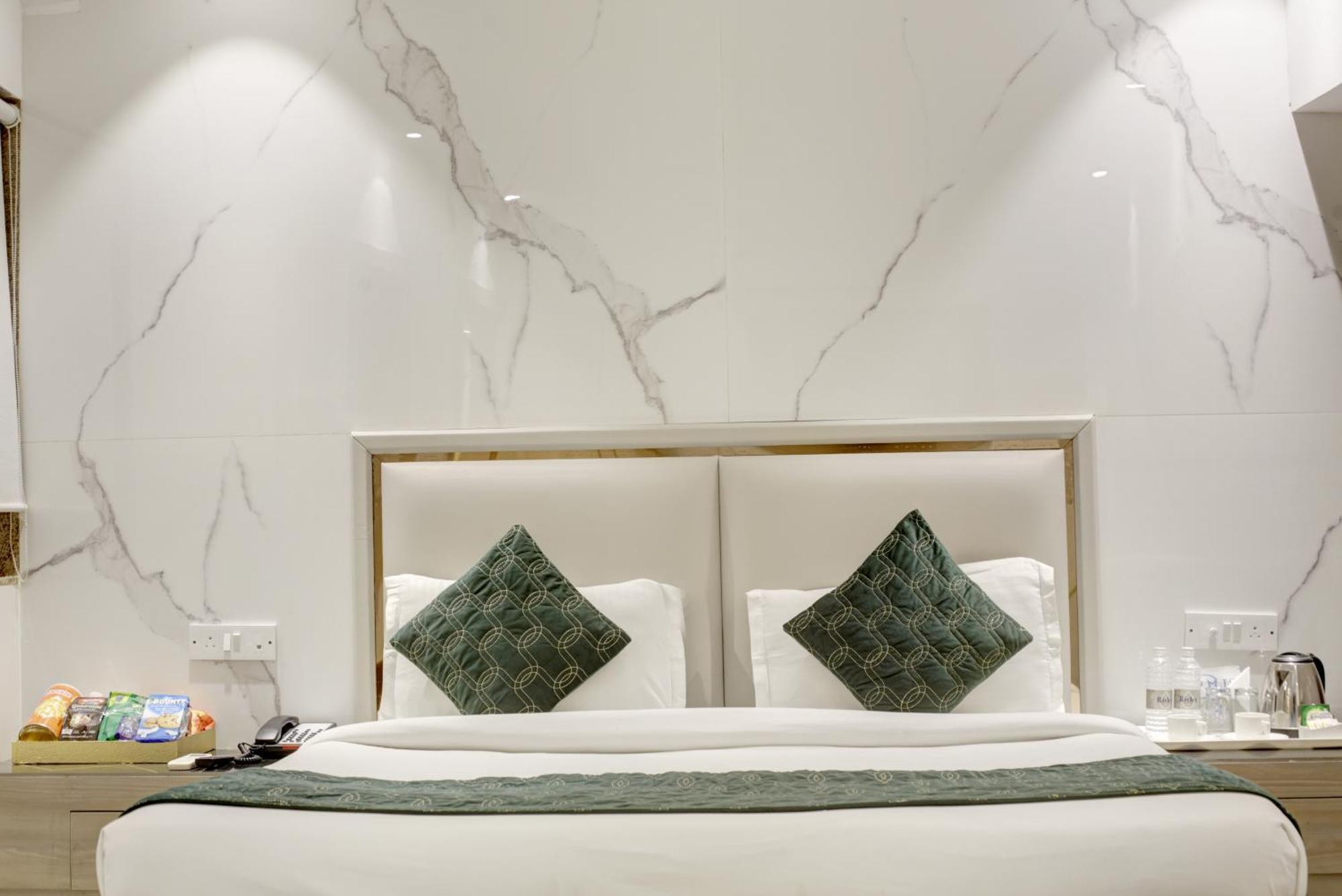 Standard Double Room,1524683641:JPEG