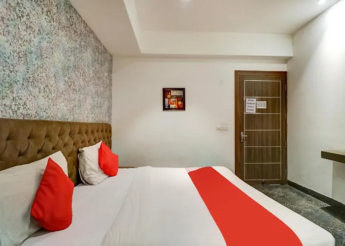 Hotel O The Glory Hotel New Delhi